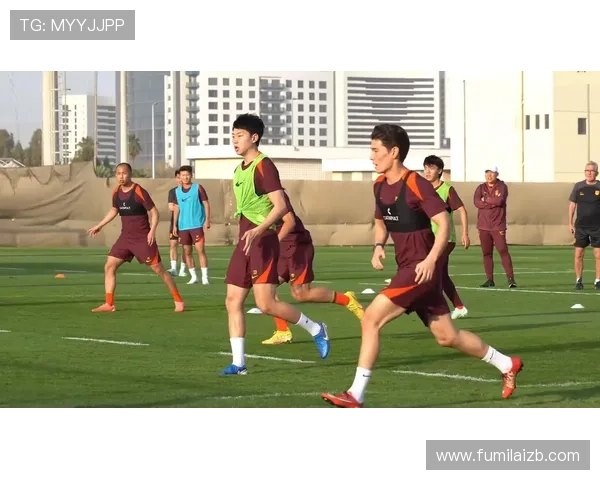 国足赛前发布会改为训练场采访 国足赛前发布会改为训练场采访